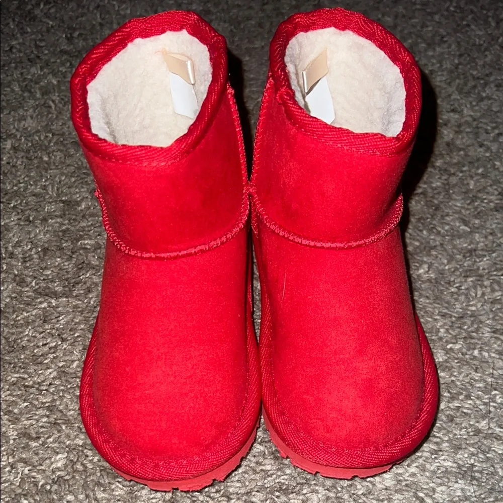 GAP Red Suede Ankle Boots Cozy Winter Style - Picture 3 of 5